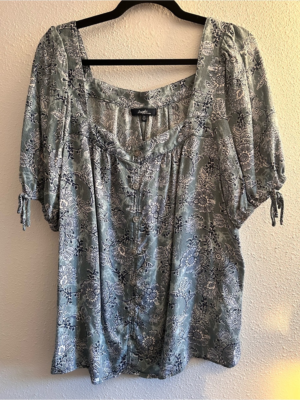Angels Sage Floral Button-Front Peasant Blouse